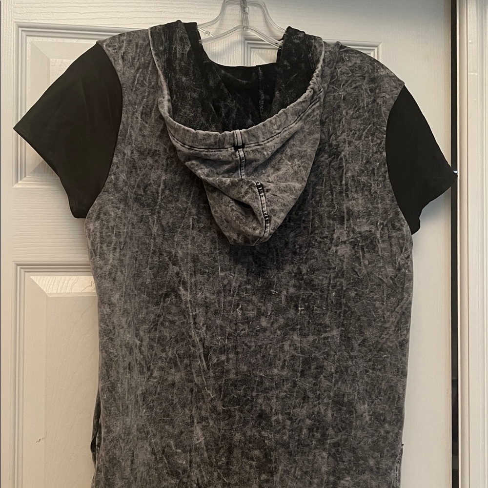 Benjamin Jay Hooded Sweatshirt with faux leather sleeves - Picture 5 of 5